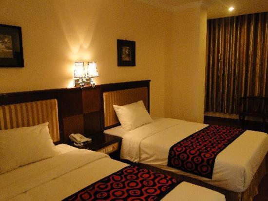 Bac Do Hotel Ханой Экстерьер фото