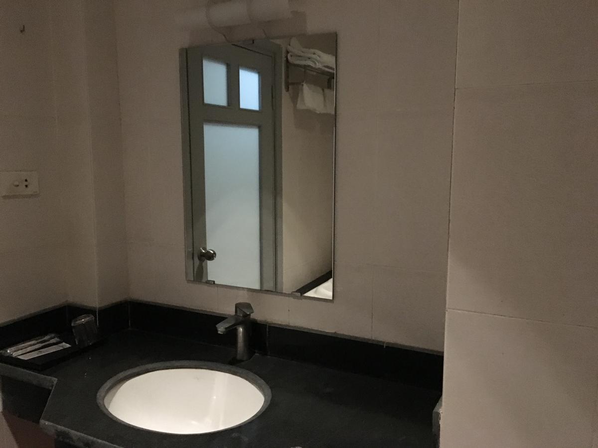 Bac Do Hotel Ханой Экстерьер фото